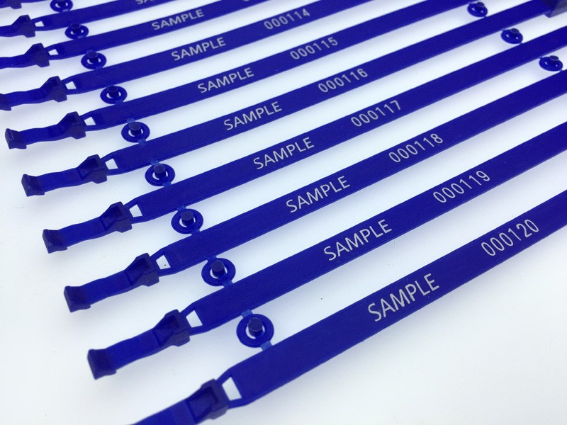 Fixed length plastic seal 
